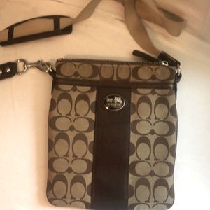 Coach LOGO Crossbody